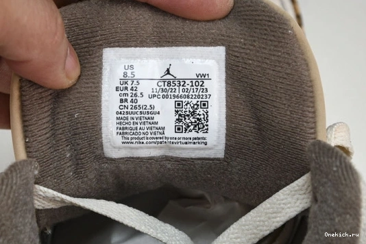 Palomino CT8532-102 Jordan CT8532-102  326 3 Retro Comfortable  0623